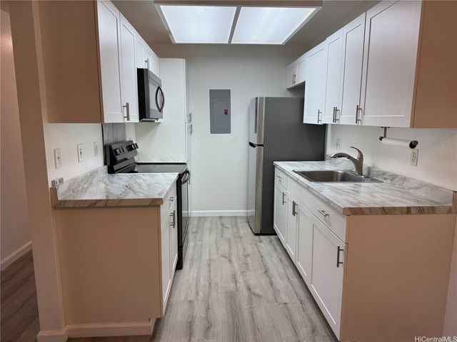 94-1059 Oli Loop B7, Waipahu, HI 96797