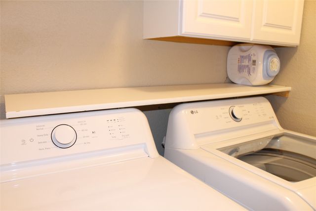 2719 Hidden Lake Drive, Grapevine, TX 76051