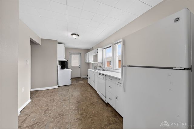 122 Wilson Avenue, Fairborn, OH 45324