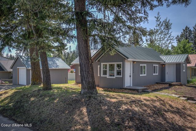 32084 N 6th AVE, Spirit Lake, ID 83869