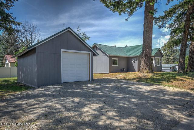 32084 N 6th AVE, Spirit Lake, ID 83869