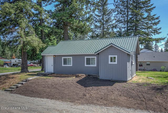 32084 N 6th AVE, Spirit Lake, ID 83869