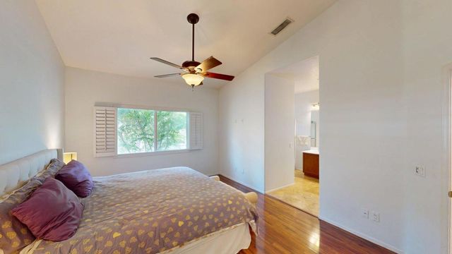 2340 N Paseo De Anza, Palm Springs, CA 92262