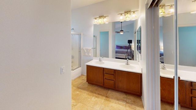 2340 N Paseo De Anza, Palm Springs, CA 92262