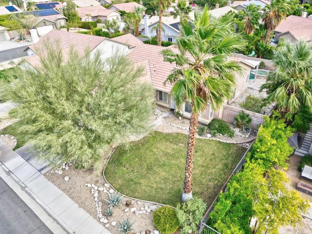 2340 N Paseo De Anza, Palm Springs, CA 92262