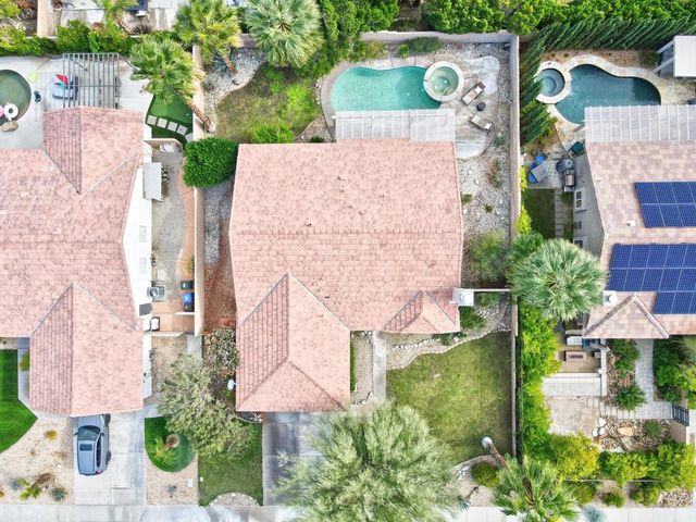 2340 N Paseo De Anza, Palm Springs, CA 92262