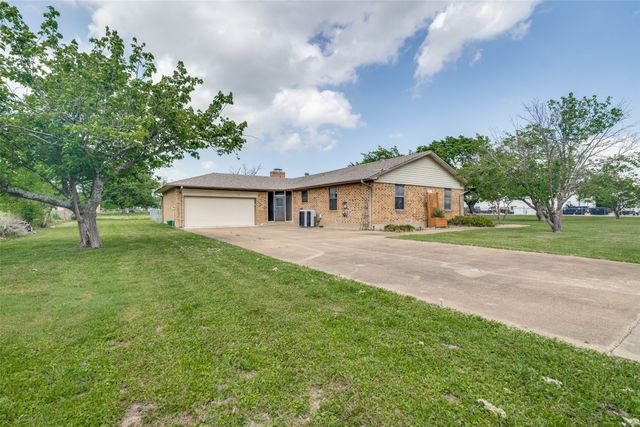805 Paul Wilson Road, St Paul, TX 75098