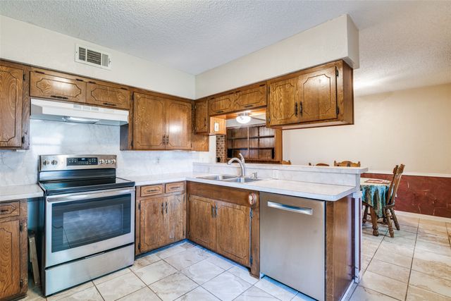 805 Paul Wilson Road, St Paul, TX 75098