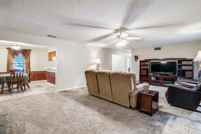 805 Paul Wilson Road, St Paul, TX 75098