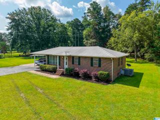 936 PINEWOOD AVENUE, Bessemer, AL 35023