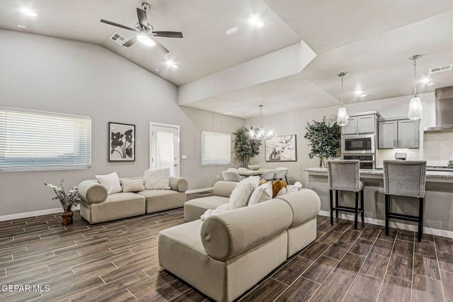 7425 White Cedar Place, Canutillo, TX 79835