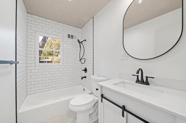 313 S Walker Street, Olathe, KS 66061