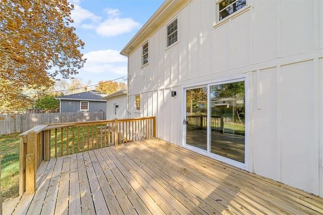 313 S Walker Street, Olathe, KS 66061