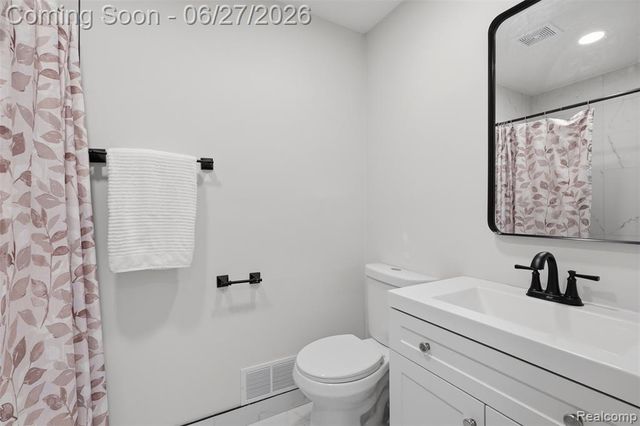 27407 Buckingham Street, Livonia, MI 48154