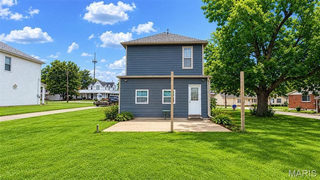 306 Wood Street, O'fallon, MO 63366