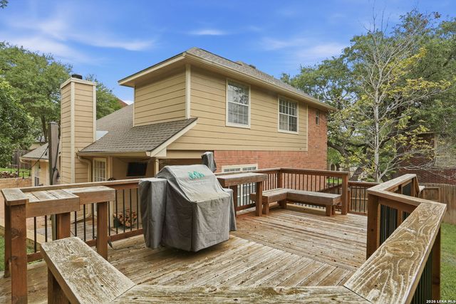 13502 CHARTER BEND DR, San Antonio, TX 78231