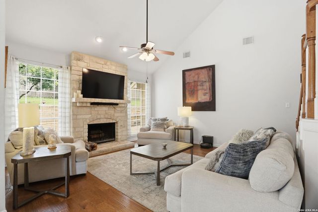13502 CHARTER BEND DR, San Antonio, TX 78231