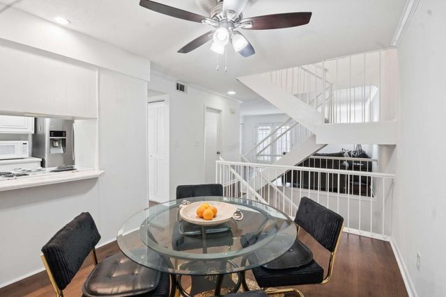 7345 Cardigan Circle, Atlanta, GA 30328