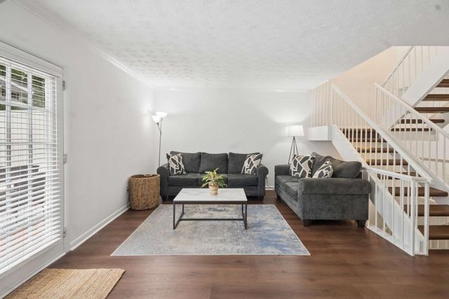 7345 Cardigan Circle, Atlanta, GA 30328