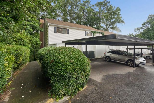 7345 Cardigan Circle, Atlanta, GA 30328