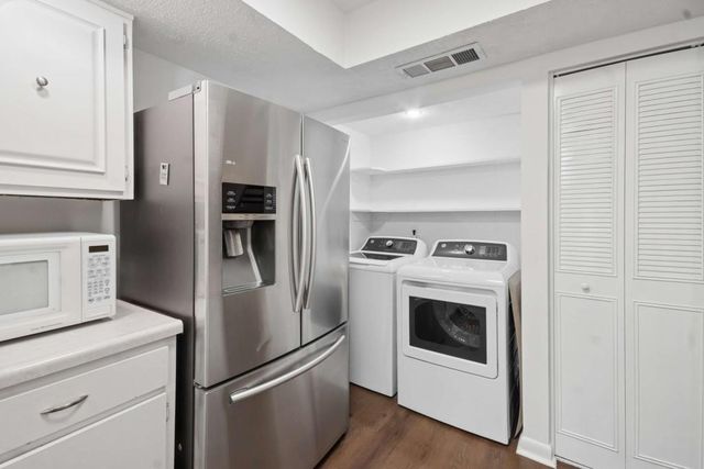 7345 Cardigan Circle, Atlanta, GA 30328