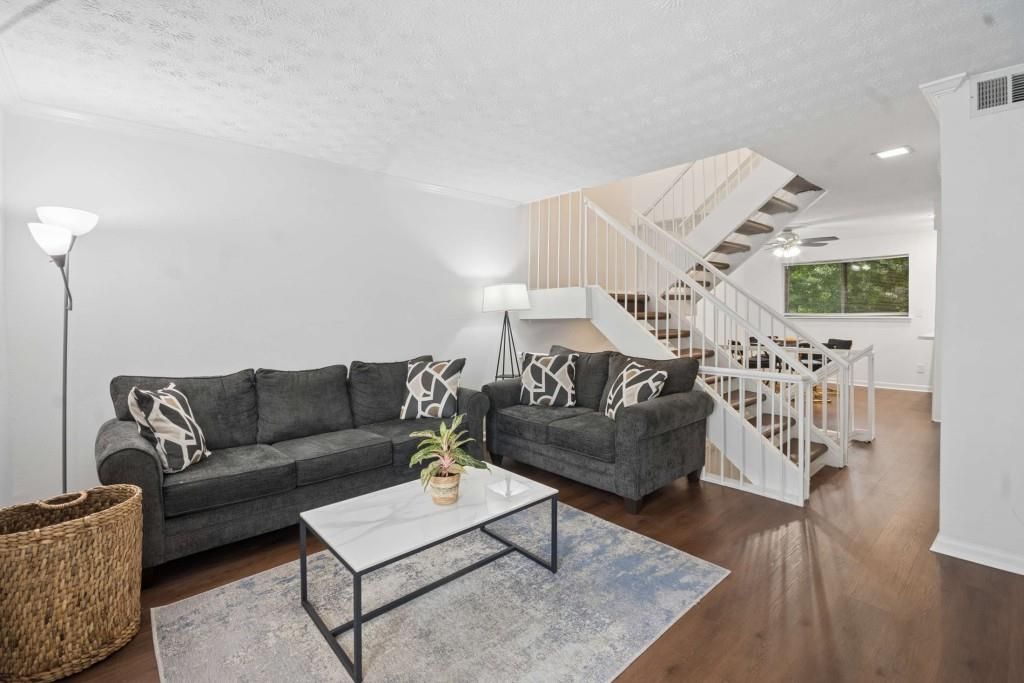7345 Cardigan Circle, Atlanta, GA 30328