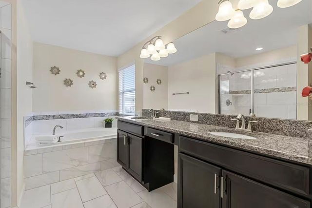 4700 SLEEPY HOLLOW DRIVE, Kissimmee, FL 34746