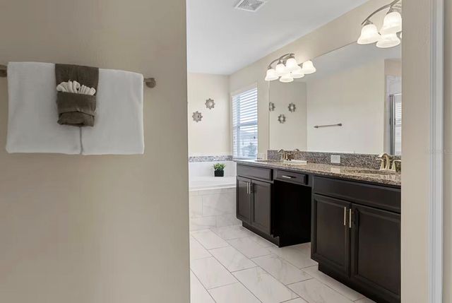 4700 SLEEPY HOLLOW DRIVE, Kissimmee, FL 34746