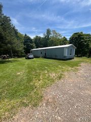 13 Clifford Road, Palermo, NY 13069