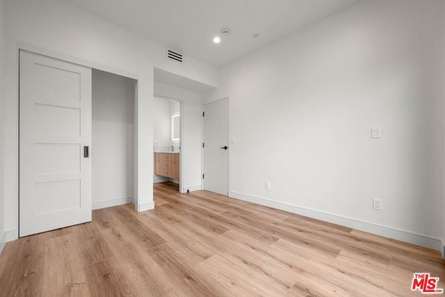 1920 S Sherbourne Drive, Los Angeles, CA 90034