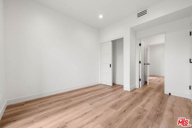 1920 S Sherbourne Drive, Los Angeles, CA 90034