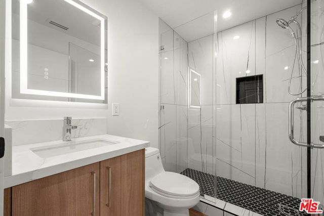 1920 S Sherbourne Drive, Los Angeles, CA 90034