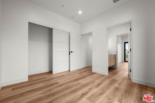 1920 S Sherbourne Drive, Los Angeles, CA 90034