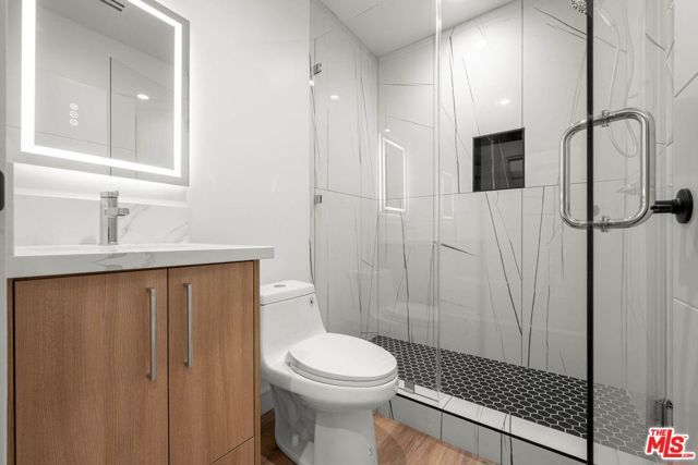 1920 S Sherbourne Drive, Los Angeles, CA 90034