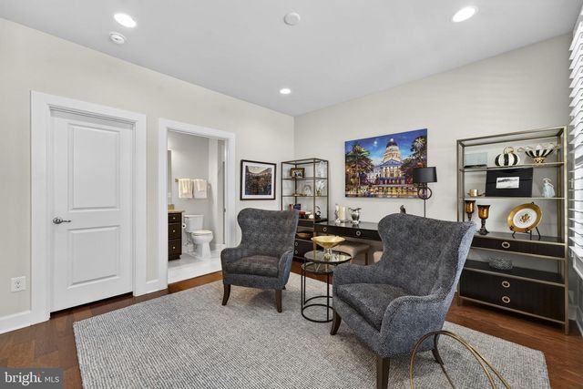 41263 CHATHAM GREEN CIR, Aldie, VA 20105