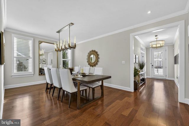 41263 CHATHAM GREEN CIR, Aldie, VA 20105