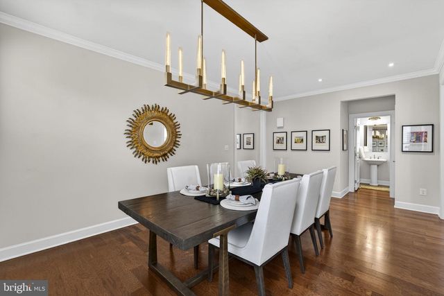 41263 CHATHAM GREEN CIR, Aldie, VA 20105