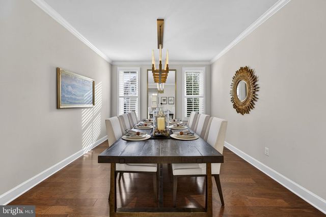 41263 CHATHAM GREEN CIR, Aldie, VA 20105