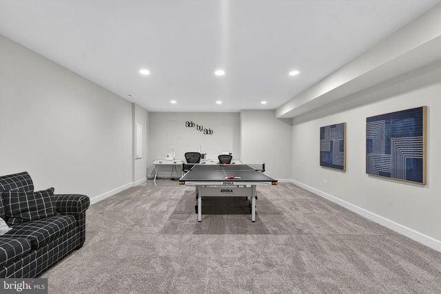 41263 CHATHAM GREEN CIR, Aldie, VA 20105