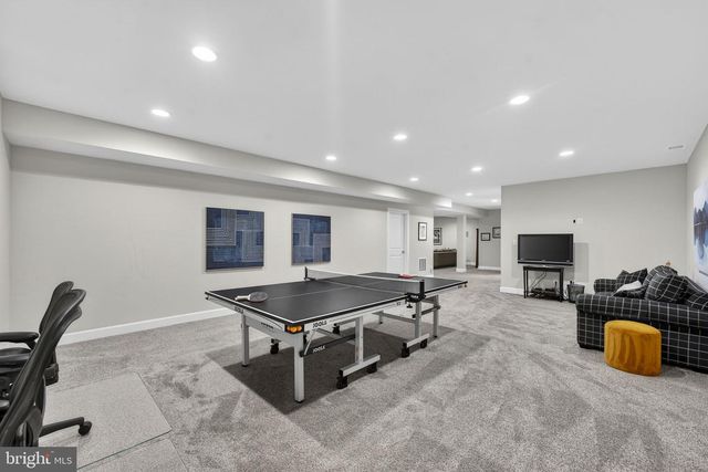 41263 CHATHAM GREEN CIR, Aldie, VA 20105