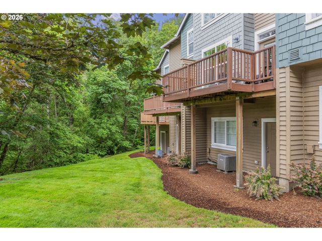 10246 Nw FORESTVIEW Way, Portland, OR 97229