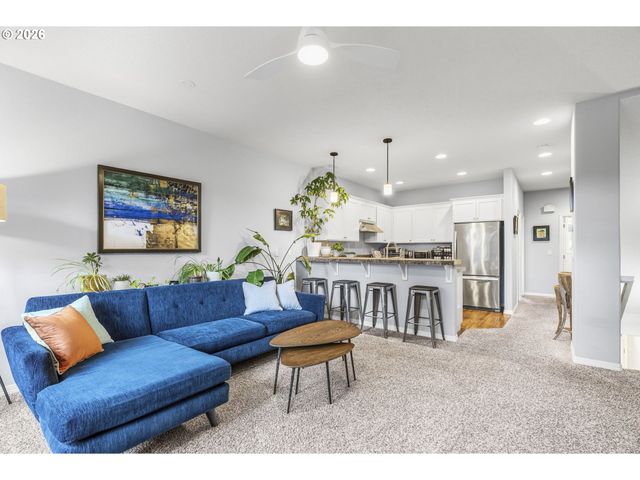 10246 Nw FORESTVIEW Way, Portland, OR 97229