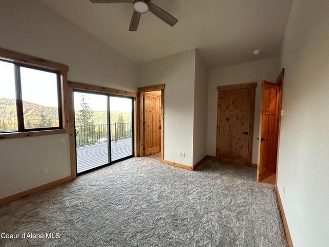 95 Harrison Ln, Sandpoint, ID 83864