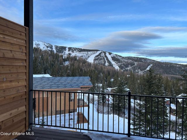 95 Harrison Ln, Sandpoint, ID 83864