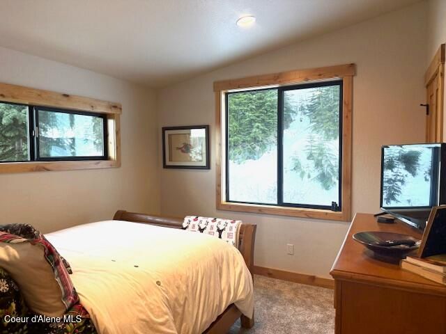 95 Harrison Ln, Sandpoint, ID 83864