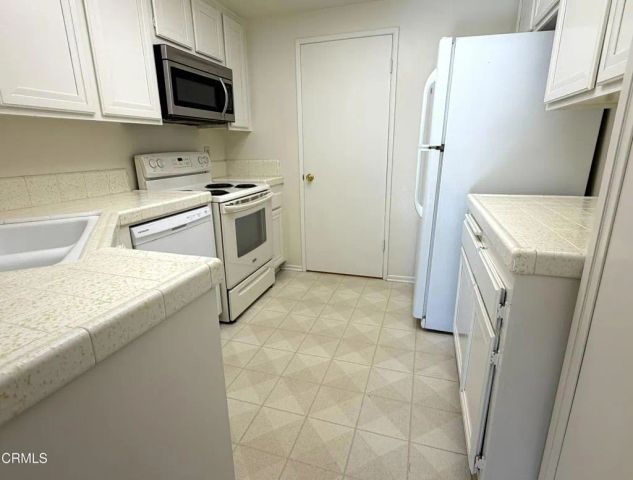 277 E Sierra Madre Boulevard 16C, Sierra Madre, CA 91024