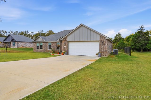 316 Rawlings Road, Durant, OK 74701