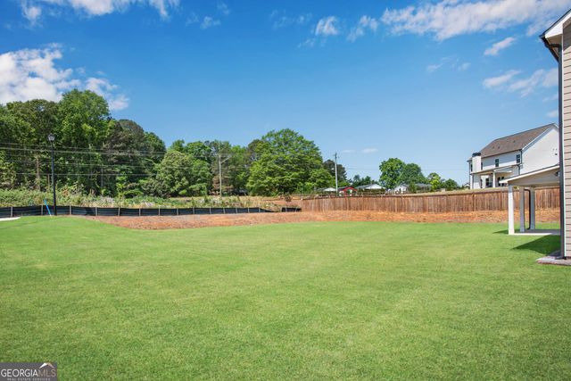 76 Hidden Fields Way, Hoschton, GA 30548