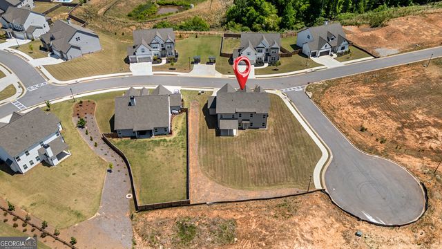 76 Hidden Fields Way, Hoschton, GA 30548