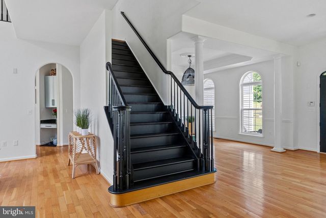 100 RIVER RIDGE LN, Fredericksburg, VA 22406